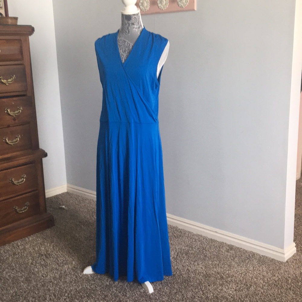Jones New York blue dress
